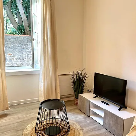 Charment Appartement, Centre Ville, Equipe *